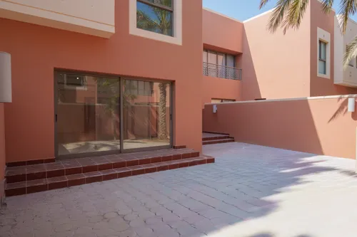 4 Bedrooms Villa in Mangrove Village