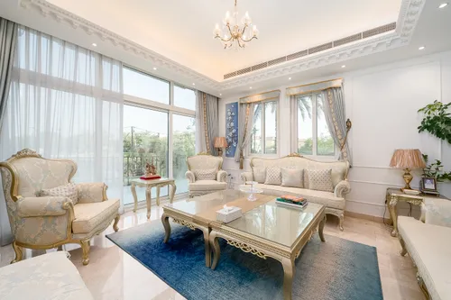 4 Bedrooms Villa in Entertainment Foyer