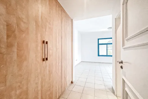 4 Bedrooms Villa in Western Residence South