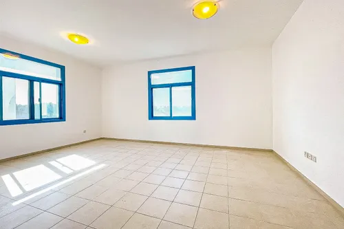 4 Bedrooms Villa in Western Residence South