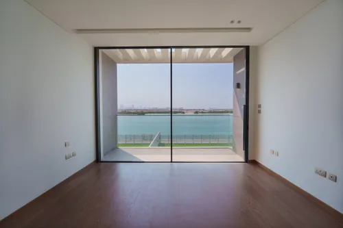 3 Bedrooms Villa in Marsa Al Jubail