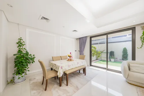 4 Bedrooms Townhouse in Aurum Villas