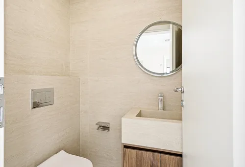 5 Bedrooms Villa in Meadows 2