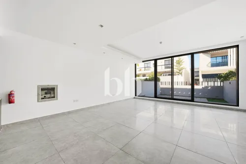 Best Price Townhouse | Vacant | Viewable