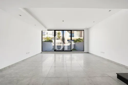 Best Price Townhouse | Vacant | Viewable