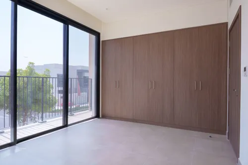 2 Bedrooms Villa in The Dahlias