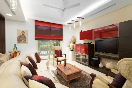 4 Bedrooms Villa in Entertainment Foyer