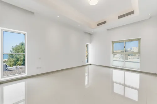 5 Bedrooms Villa in Umm Suqeim 2 Villas