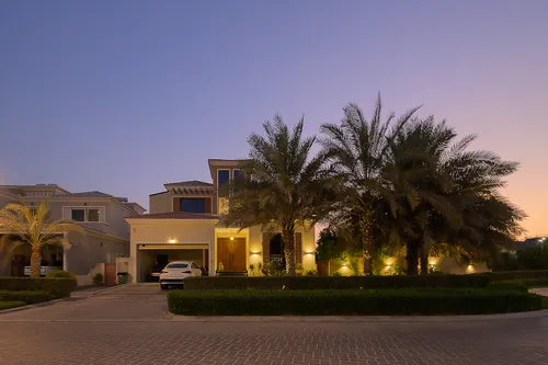 5 Bedrooms Villa in Wildflower