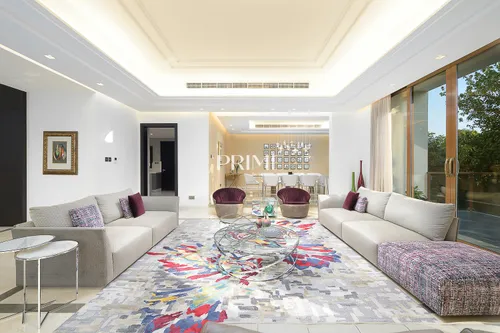 5 Bedrooms Villa in Wildflower