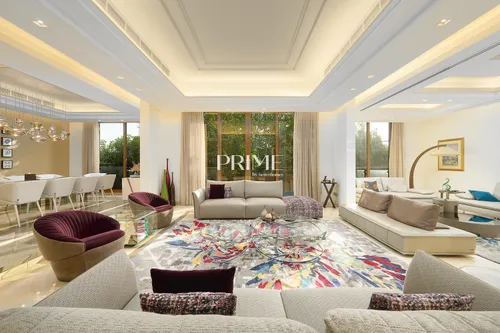 5 Bedrooms Villa in Wildflower