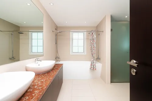 3 Bedrooms Villa in District 16