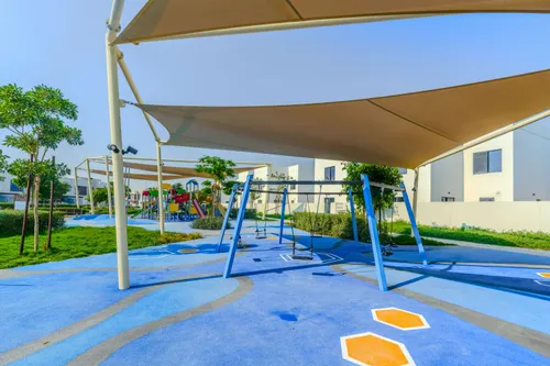 3 Bedrooms Townhouse in Noya 1
