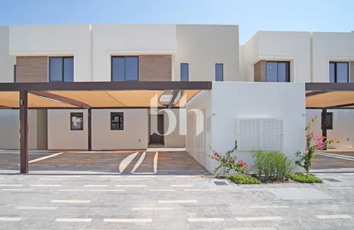 Exquisite TH | Double Row | Exceptional Community