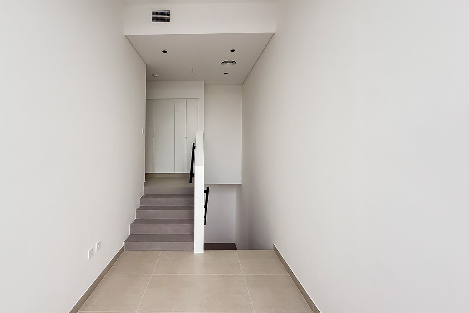 3 Bedrooms Townhouse in Kaya