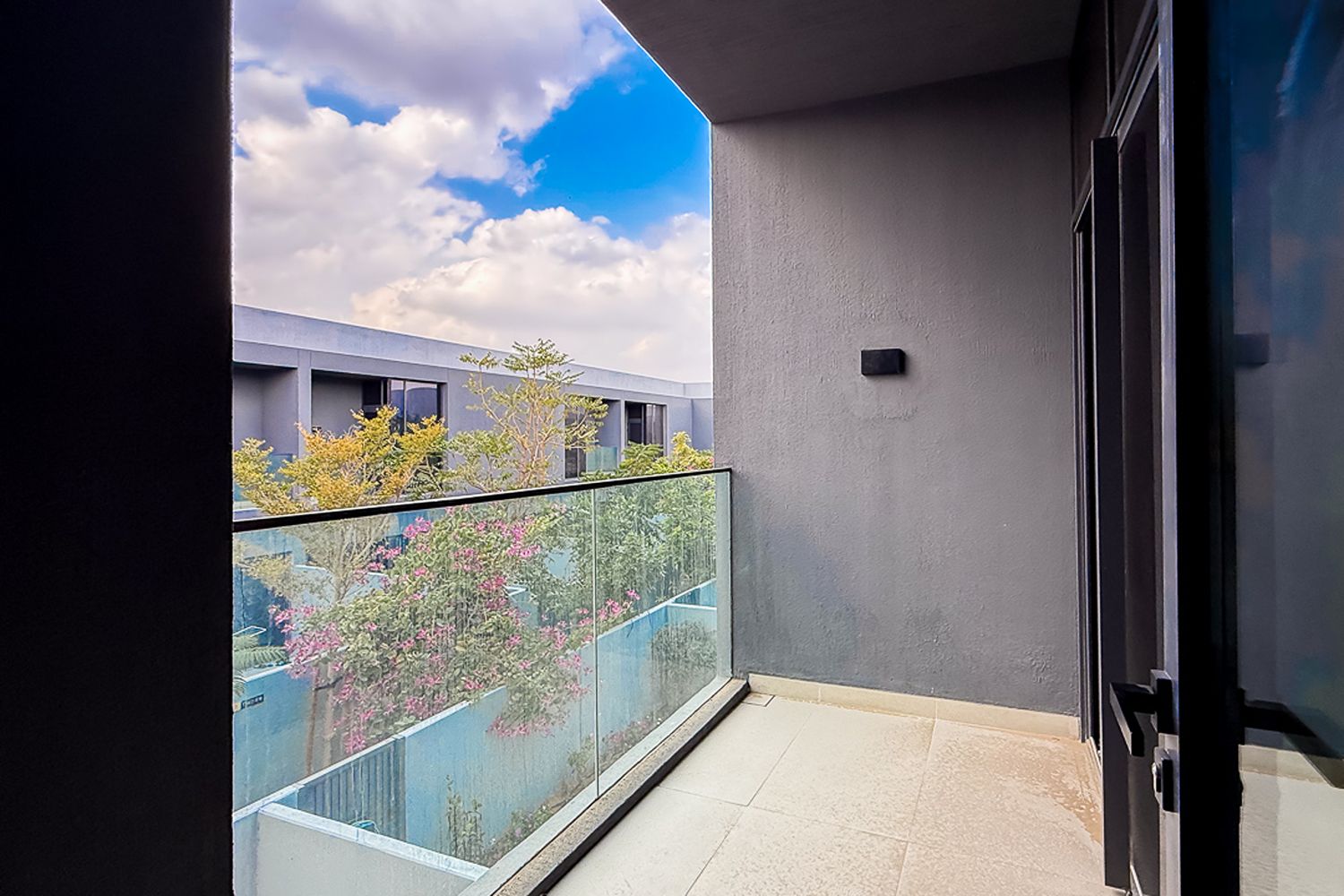 3 Bedrooms Townhouse in Kaya