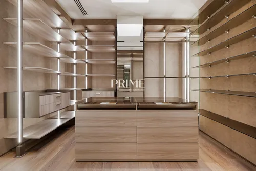 5 Bedrooms Villa in The Collection