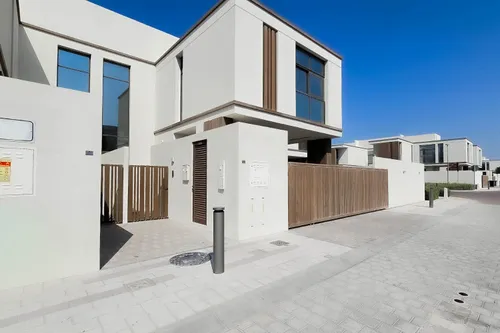 3 Bedrooms Townhouse in Nad Al Dhabi