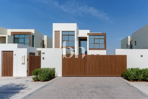 Close to Entrance | Spacious | Luxury Living