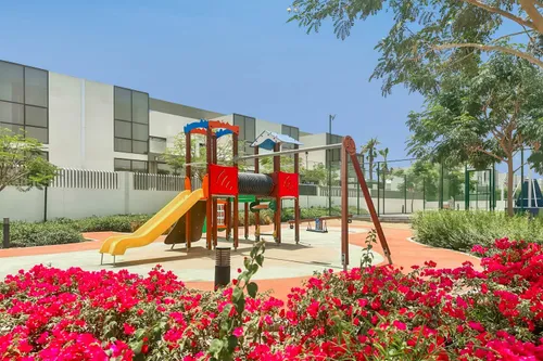 4 Bedrooms Townhouse in Senses at the Fields