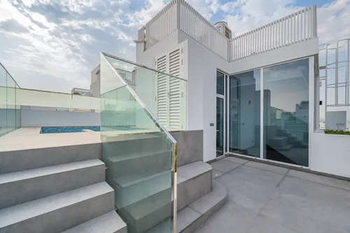 4 Bedrooms Villa in Al Barari