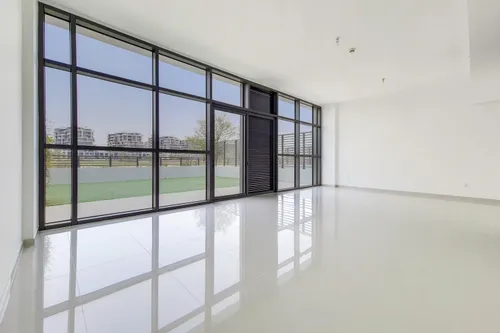 2 Bedrooms Duplex in Golf Promenade 5A