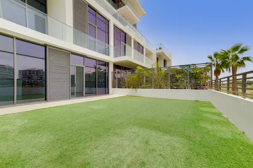 2 Bedrooms Duplex in Golf Promenade 5A