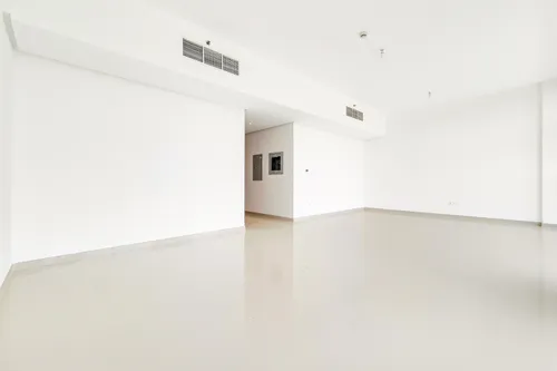 2 Bedrooms Duplex in Golf Promenade 5A