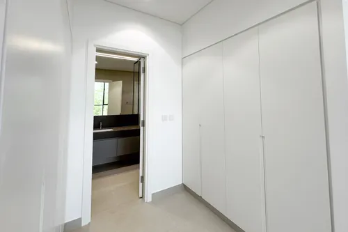 4 Bedrooms Villa in Sendian