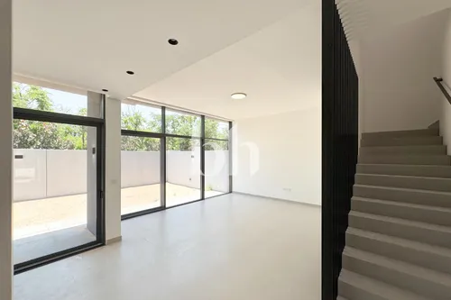 Semi Detached Villa | Freehold | Mortgage Possible