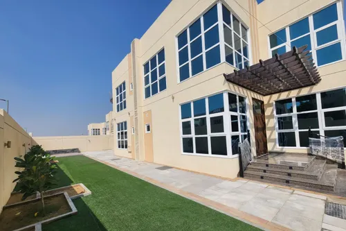 4 Bedrooms Villa in Barashi