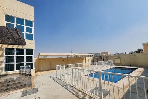 4 Bedrooms Villa in Barashi