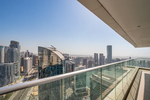 4 Bedrooms Penthouse in SAAS Tower