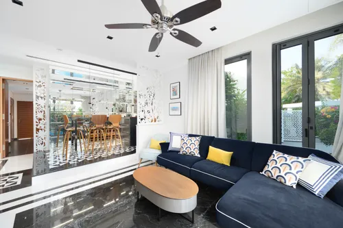 6 Bedrooms Villa in Entertainment Foyer