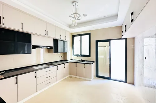 7 Bedrooms Villa in Al Zahya