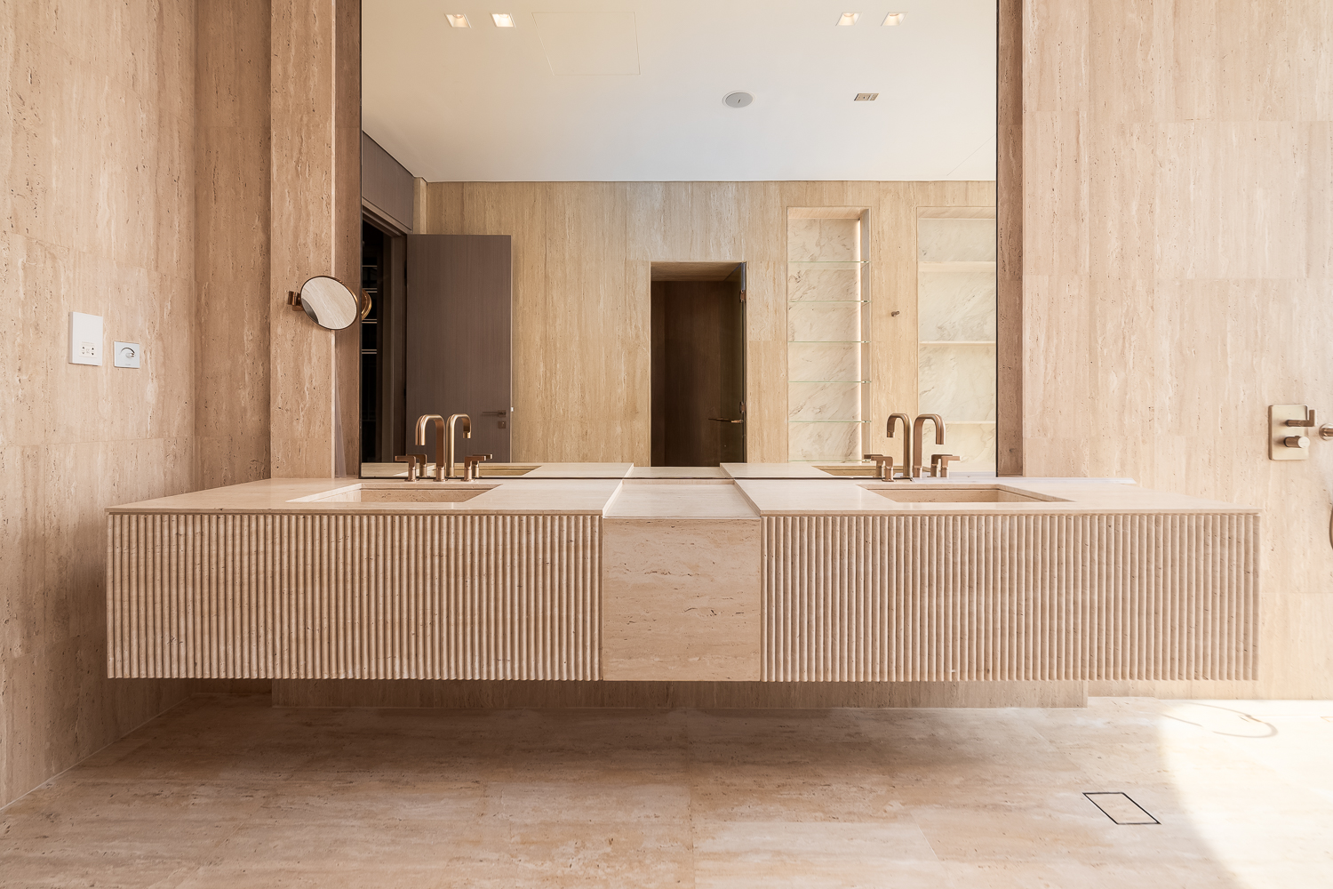 5 Bedrooms Penthouse in Sensoria at Five Luxe