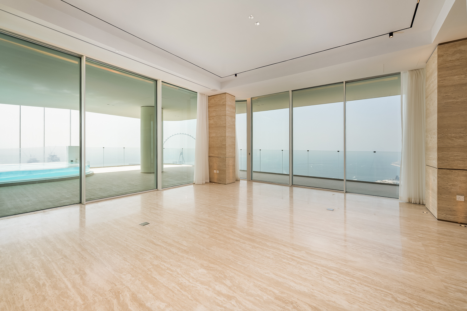 5 Bedrooms Penthouse in Sensoria at Five Luxe