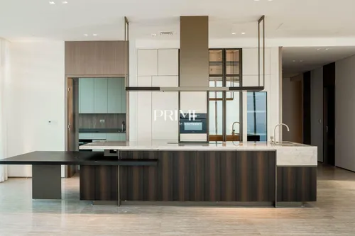 5 Bedrooms Penthouse in Sensoria at Five Luxe