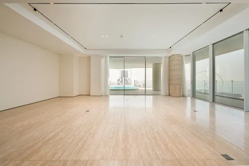 5 Bedrooms Penthouse in Sensoria at Five Luxe