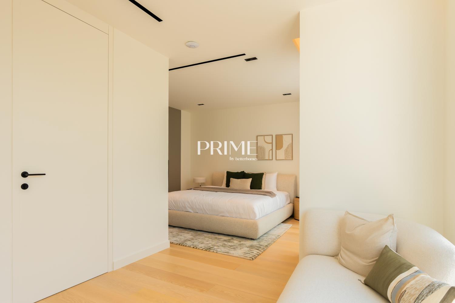 5 Bedrooms Villa in Entertainment Foyer