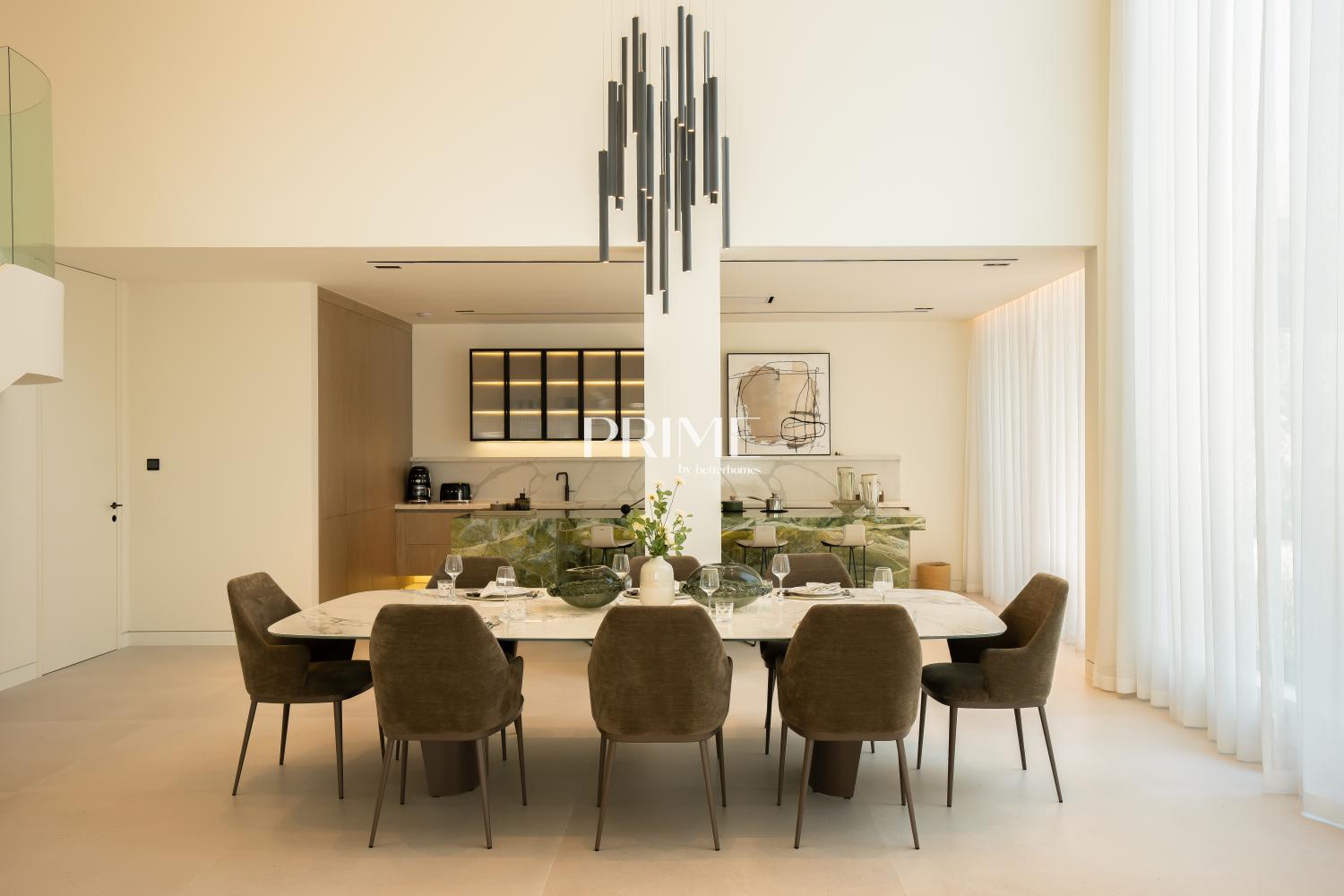 5 Bedrooms Villa in Entertainment Foyer