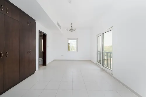 5 Bedrooms Villa in Hacienda