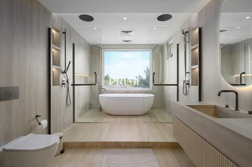 5 Bedrooms Villa in Mirador La Coleccion 2