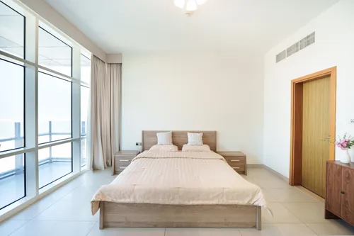 4 Bedrooms Apartment in Lamar Residences