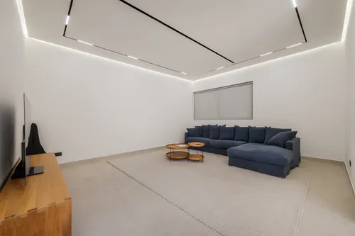 5 Bedrooms Villa in Umm Suqeim 1 Villas