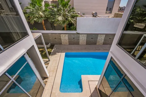 5 Bedrooms Villa in Umm Suqeim 1 Villas