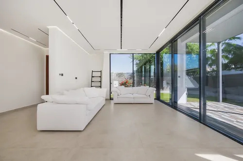 5 Bedrooms Villa in Umm Suqeim 1 Villas