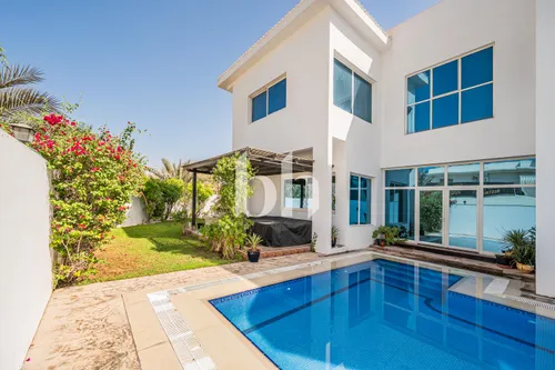 2 Adjacent | Spacious | 5 Bedroom Villas