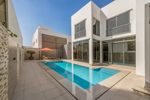 5 Bedrooms Villa in Umm Suqeim 1 Villas