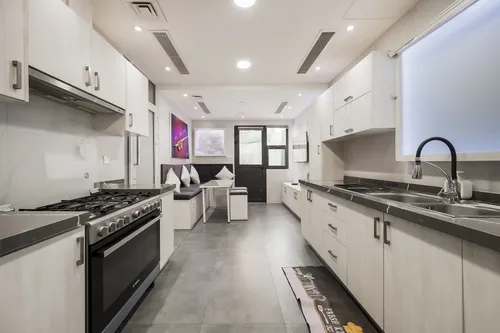 5 Bedrooms Townhouse in Sharjah Sustainable City